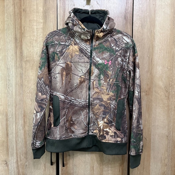 REALTREE  Under Armour Women’s M Full Zip Fleece Camo Hoodie Jacket Perfect - Picture 1 of 7